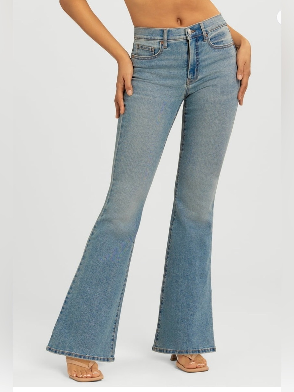 A488 Jessica Simpson Light Blue High-Rise Flare Jeans SIZE 2 NWT